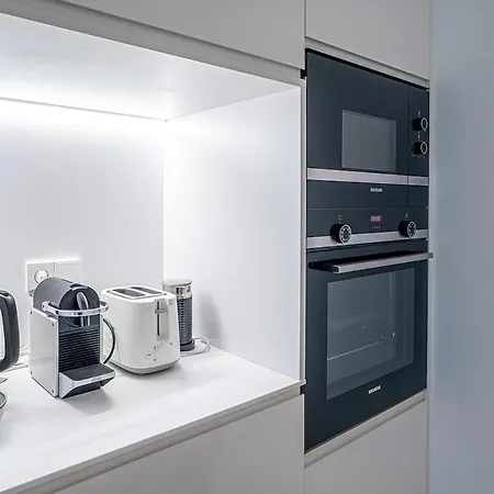 Apartament Modern Luxury Just Steps From The Sea *