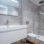 Apartamento Modern Luxury Just Steps From The Sea *