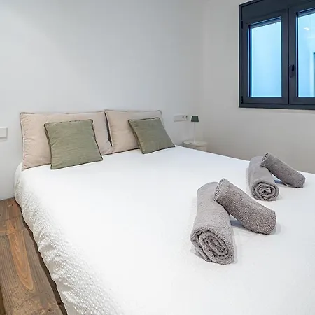 Modern Luxury Just Steps From The Sea